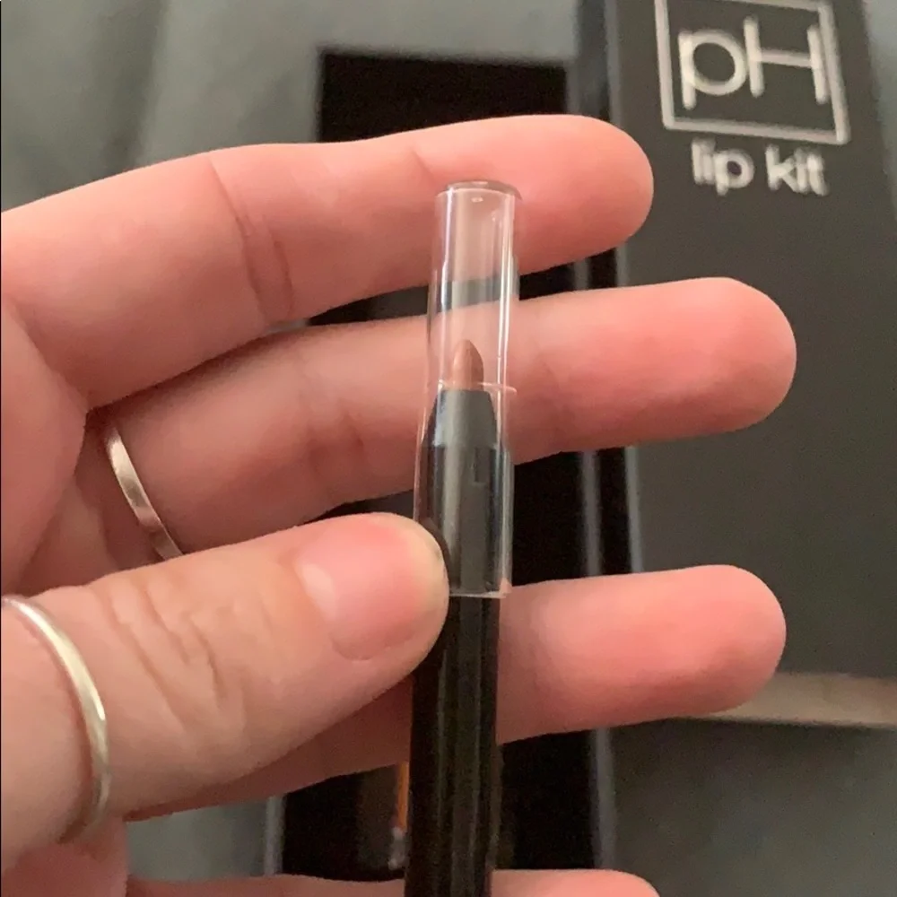 PH lipstick set in spice
